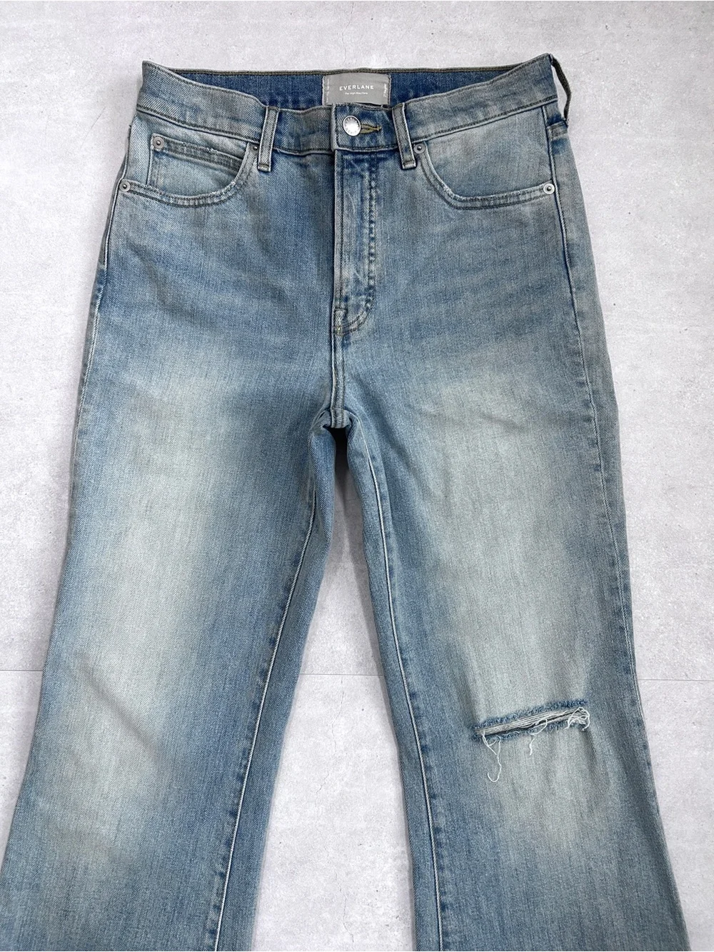 Everlane The High-Rise Flare Jeans Light Wash Distressed Knee Size 27